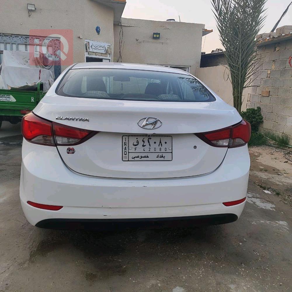 هیوندای ئەلەنترا